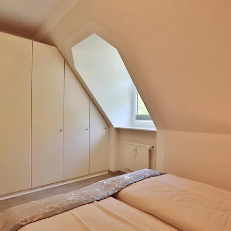 Am Rosenhain 14 4 * ティメンドルファー・シュトラント