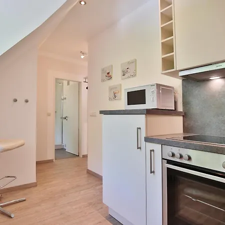 アパート Am Rosenhain 14 4 *