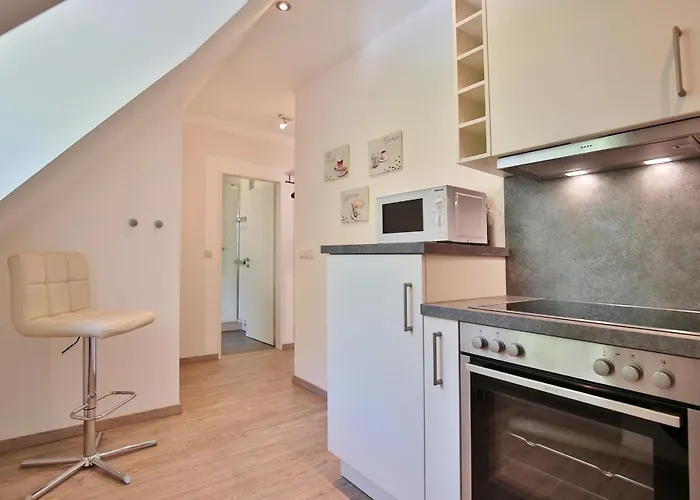 Apartment Am Rosenhain 14 4 *